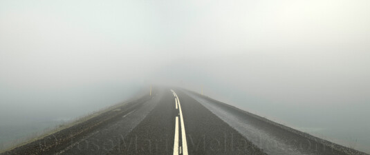 "Carretera en la niebla" , 2008 Islandia. 267 x 112 cm